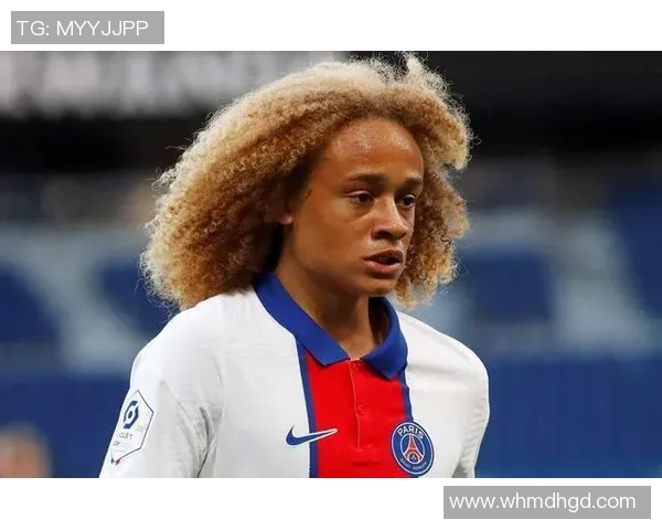 哈维西蒙斯:从青训新星到足坛巨星的成长之路与未来展望 哈维西蒙斯:从青训新星到足坛巨星的成长之路与未来展望